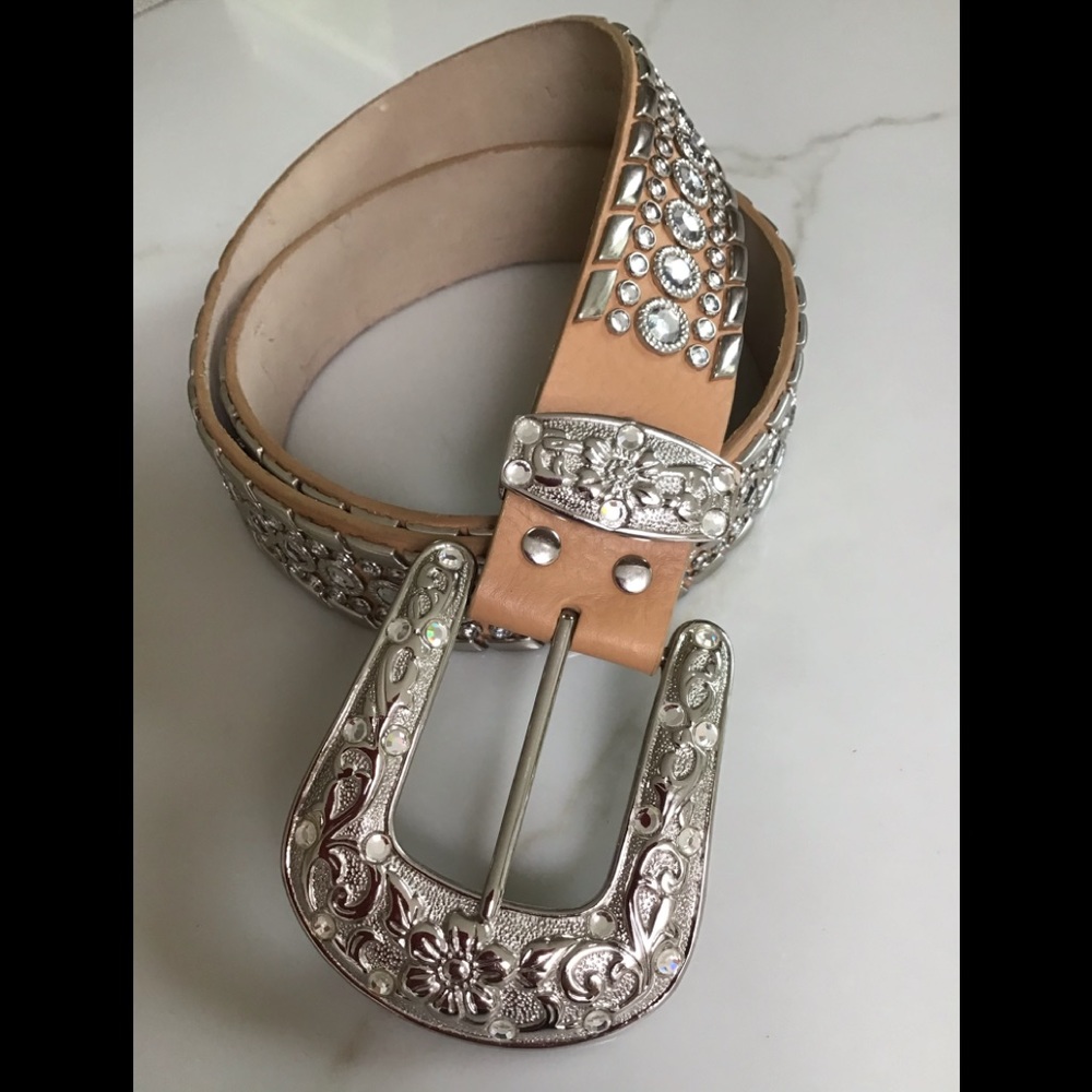 Women’s jeweled Italian leather belt